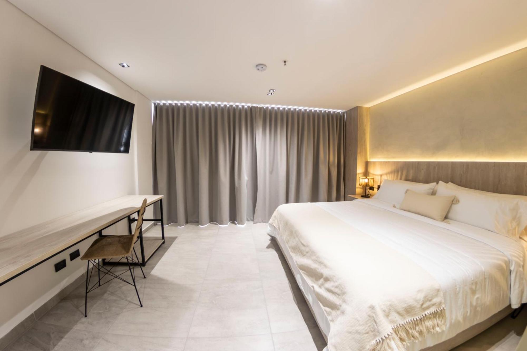Sonata 44 Laureles Hotel